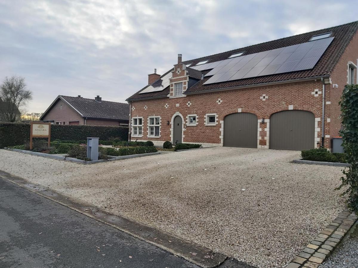 B&B Asmara Maasmechelen Eksteriør billede