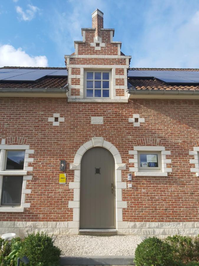B&B Asmara Maasmechelen Eksteriør billede