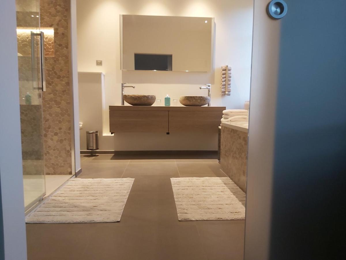 B&B Asmara Maasmechelen Eksteriør billede